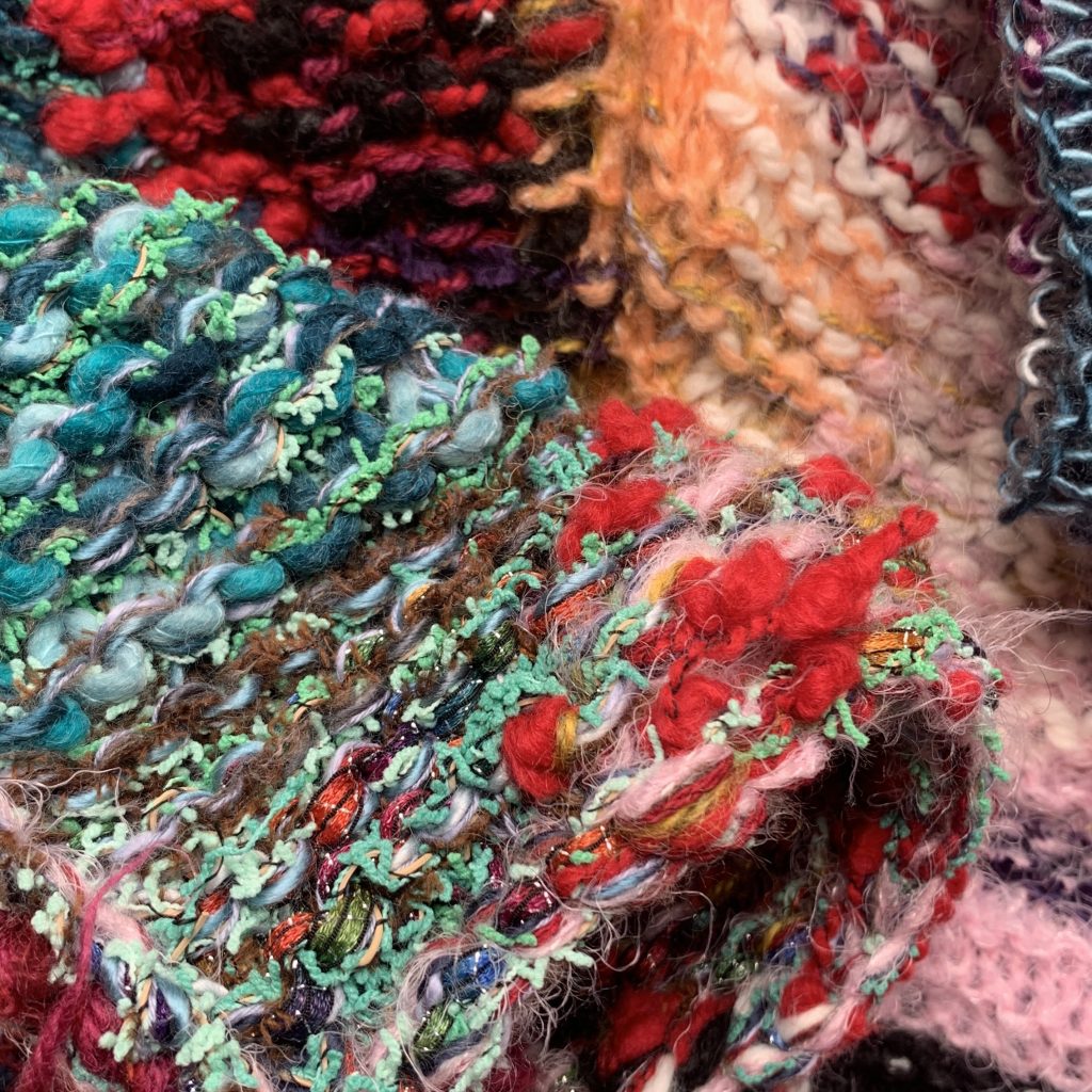 Misfits of wool